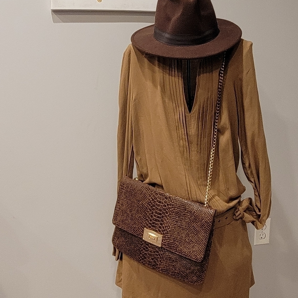 MICHAEL KORS Women Jet Set MK LG CLUTCH Snake Skin Brown original price $248.00. - Picture 2 of 12